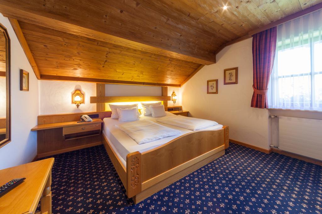 Hotel Alpina Hagnau Szoba fotó